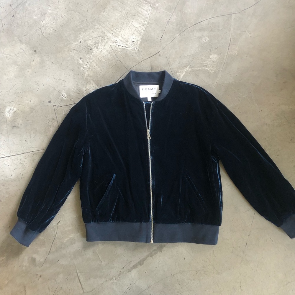 Frame jacket